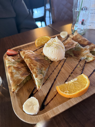 Photo of Historia Meze grill - 40 Oxford St, High Wycombe HP11 2DJ